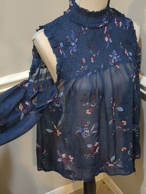 Charming Charlie Navy Floral Cold-Shoulder Smocked Neck Blouse